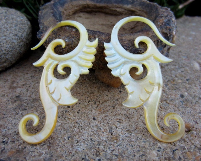 FREE US Shipping Beautifully carved 10G- (2.4mm ) Yellow Mother of Pearl tribal ear gauge ,  Organic gauge earrings L603