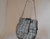 Prom purses have arrived.  Susanspurses invites you to color, glitz and glamour of small handbags for prom.  Going fast.  Buy now