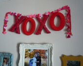 SALE Valentine's XOXO yarn garland SALE