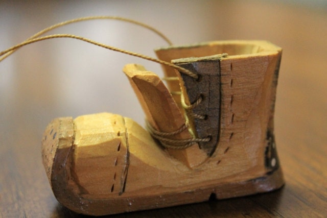 Vintage Folk Art Hand Carved Wood Boot /shoe ,,,,,    Minature, figure