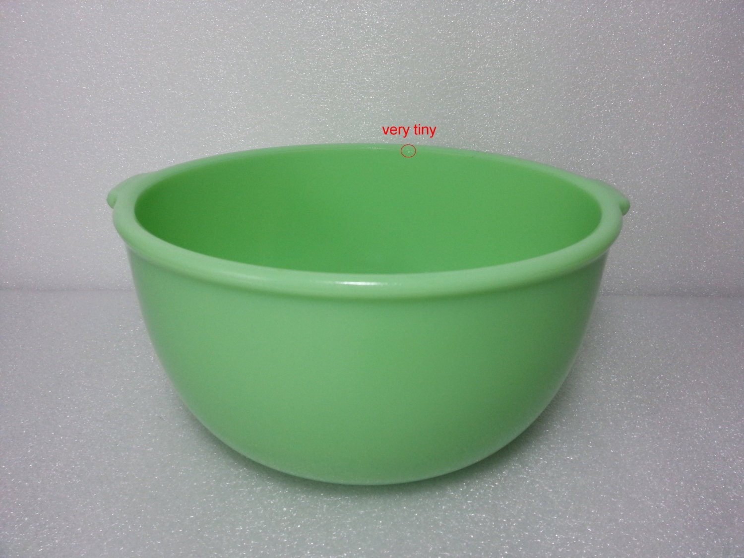 Vintage 9" Jadeite Mixing Bowl With Tab Handles