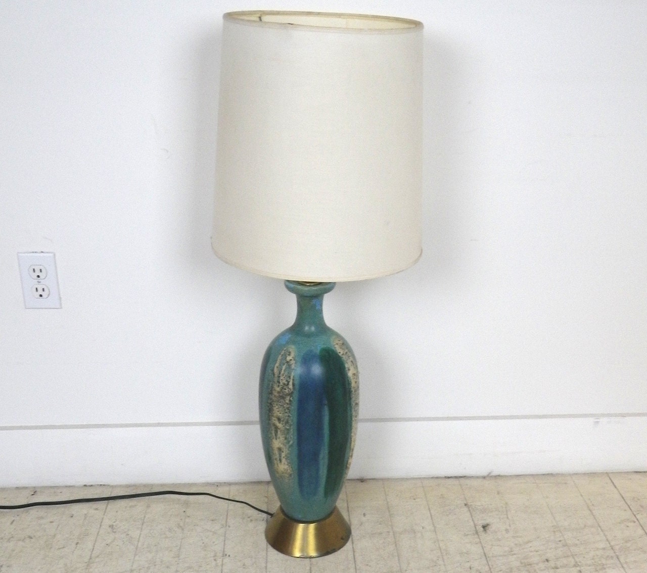 Fabulous Vintage Mid Century Modern Pottery Lamp w/Vibrant Turquoise Glaze