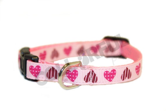 Hearts Pink/Red/White Small Nylon Adjustable Buckle Dog/Cat Collar