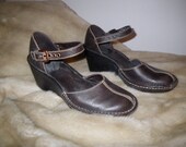 Free Shipping - Clarks Brown Leather Wedge Heel Sandals Shoes Size UK 6 Eur 39 US 8.5 Ladies/Womens (b25))