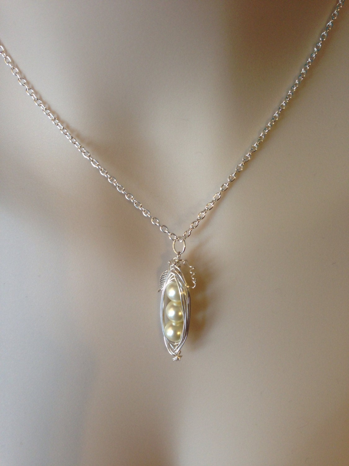 Set of 3 Bridesmaid Gift - Sweet pea in a pot necklace : white Swarovski pearls with hand wrapped pea design, plus an elegant silver chain 