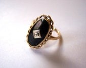 SALE    Vintage 10 K Gold Black Onyx With Diamond    SALE