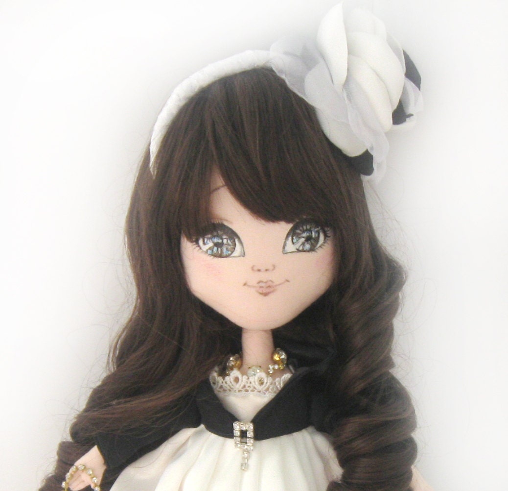 Pattern PDF Tutorial of drawing a face Art cloth doll Karina: I am going to the prom