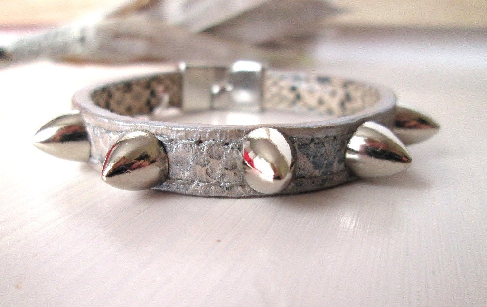 Spiked snake bracelet in silver glow/ boho chic bracelet/ punk chic jewelry/glam bracelet/ gift for her