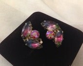 1950s Fuchsia Aurora Borealis Clip-on Earrings 