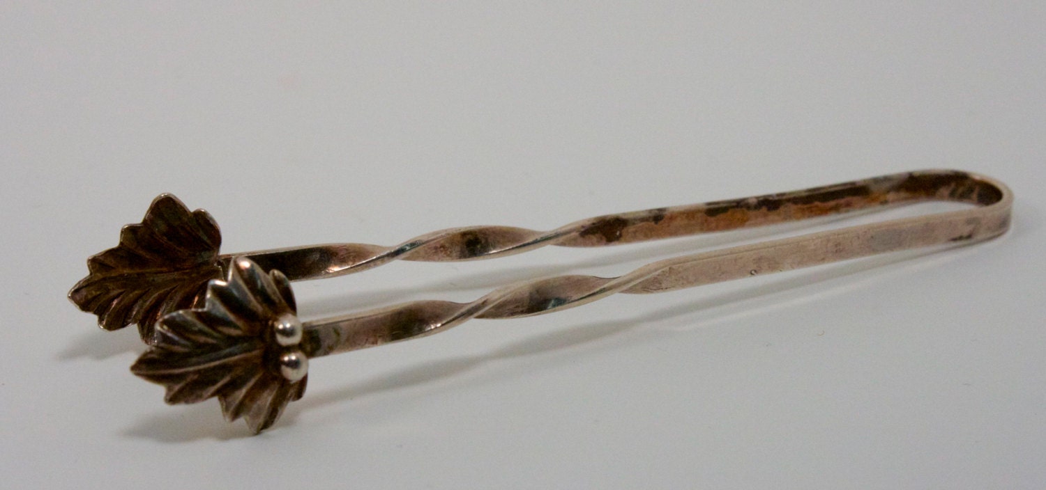 Tongs Sterling Silver Antique Tiny Suger Cube Leaf and Berry ITEM AS03W