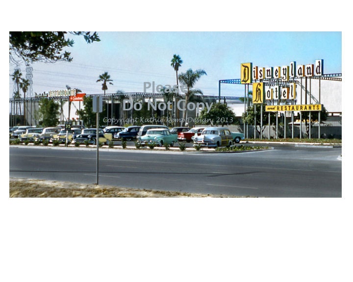 Disneyland Hotel,1950s, Vintage Photo, Vintage Cars, Vintage Signage, Mid Century,  Anaheim, California, Hollywood, Disney Entertainment