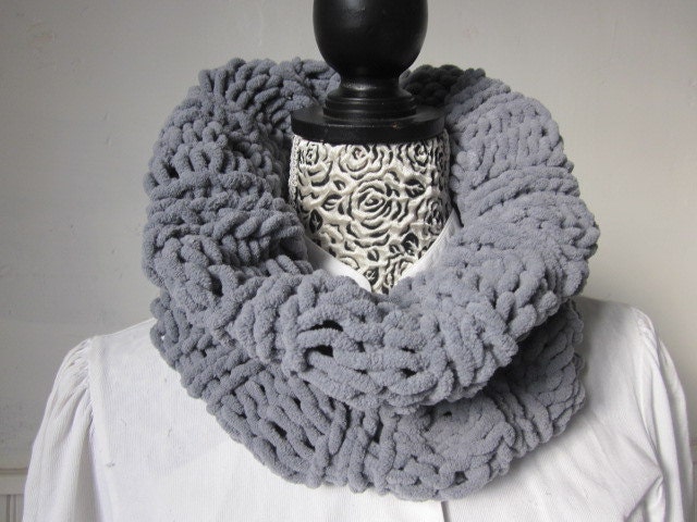 Chunky Hand Knit Cowl Scarf, Neck Warmer, Tube Scarf, Gray Wool, Handmade Flower Rose Brooche,