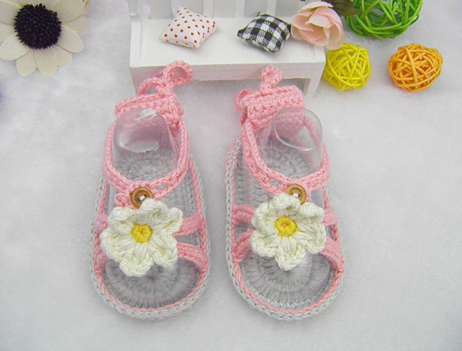 Good Quality Pink Handmade Crocheted Baby Girls Slipper Infant Sandals with Flower, Toddler Baby Crib