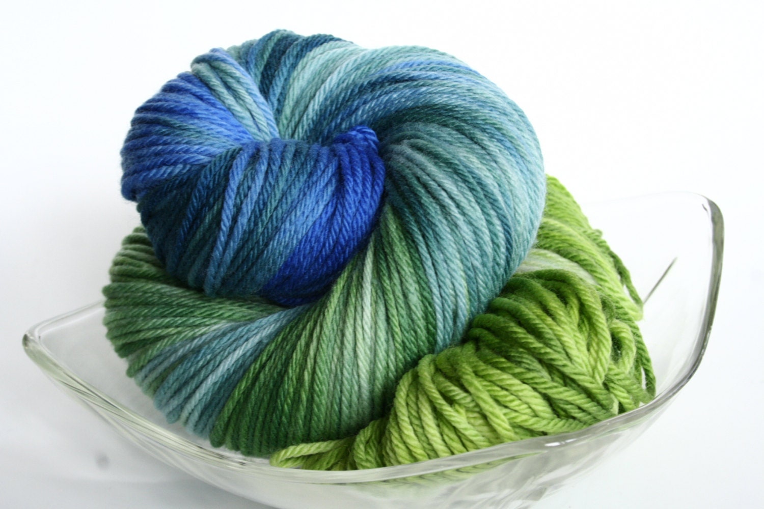 Nile Valley:  hand dyed SW Merino worsted yarn