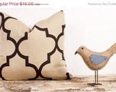 SPRING SALE Tan Pillow Cover. 16x16 inch. Brown Quatrefoil Cover. Pillows. Home Decor Accents. Accessories. Gold.  Stripes. Quatrefoil.