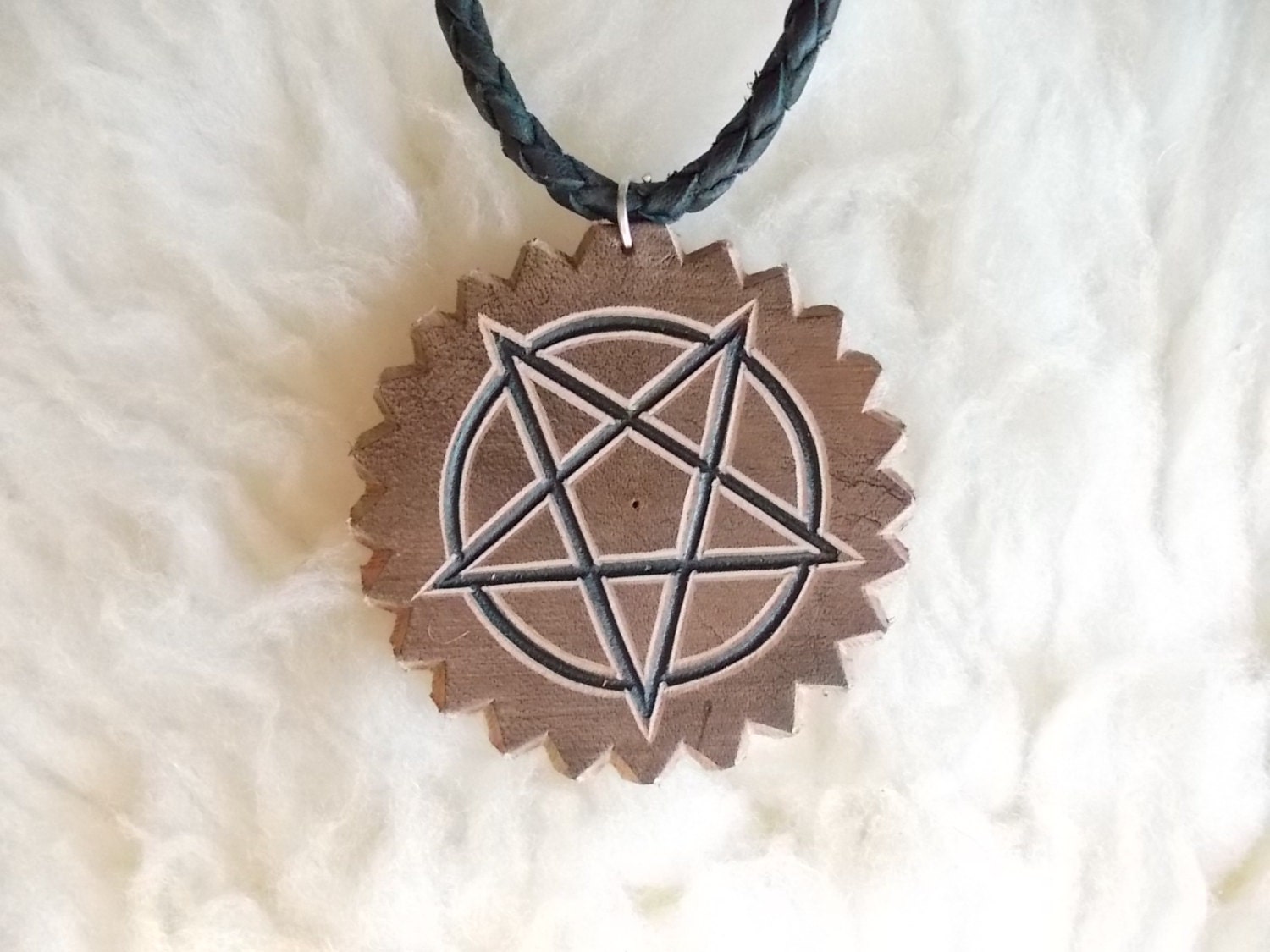 PENTAGRAM leather pendant