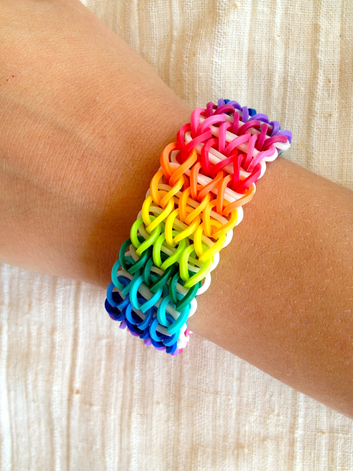 Rainbow Loom friendship bracelet rubber bands multicolor and glow in the dark bands