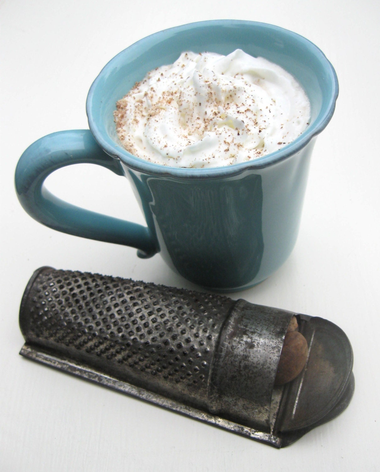 Nutmeg Grater Metal Antique Spice Grater Housewares Tin Kitchen Chef Cooking Utensil Primitive Farmhouse Prairie Style