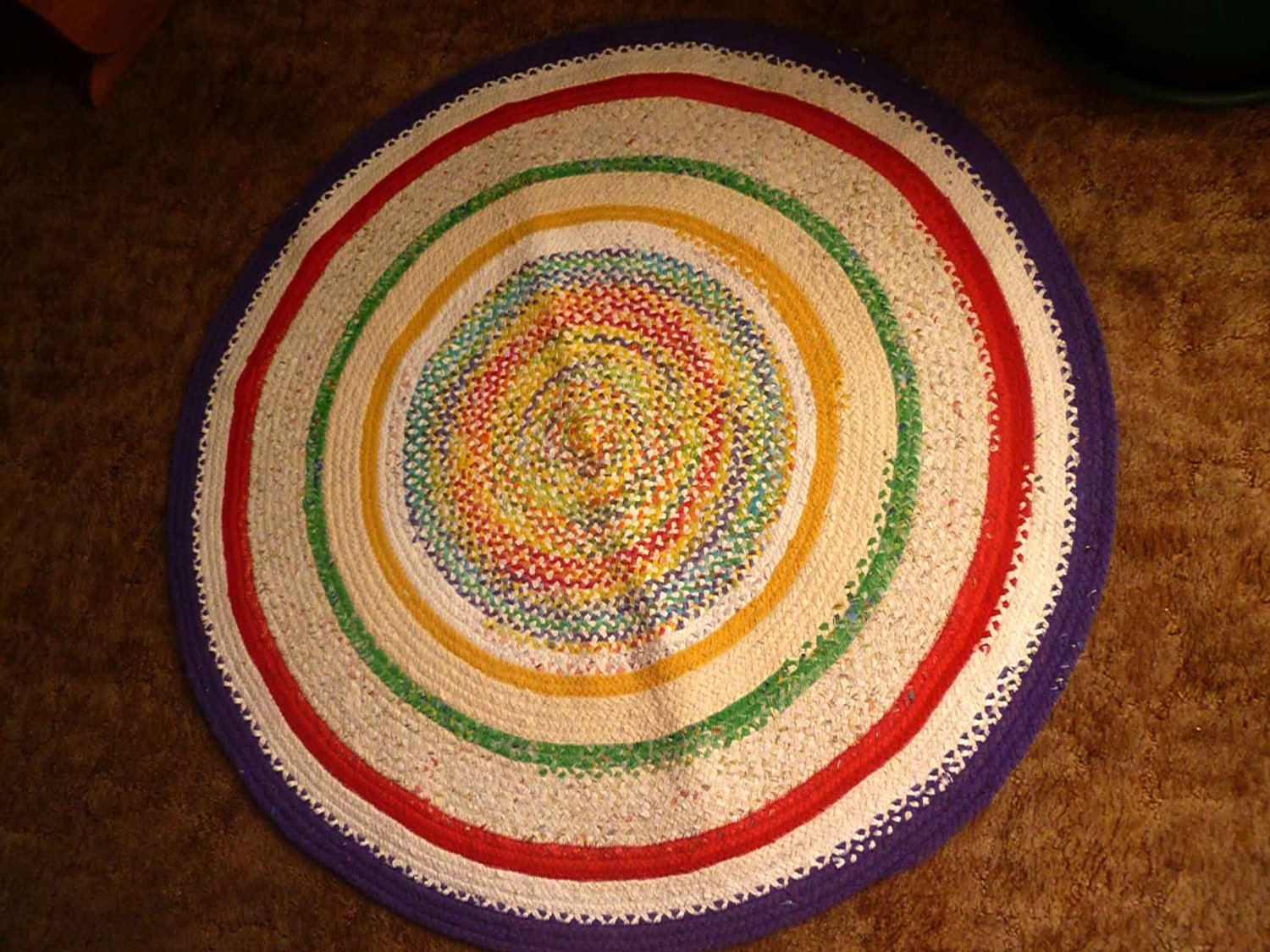Rug 37" round hand braided from cotton t-shorts