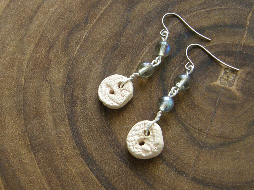 Antique Pink Lace Button earrings. Lace patterned ceramic buttons with iridescent grey beads.