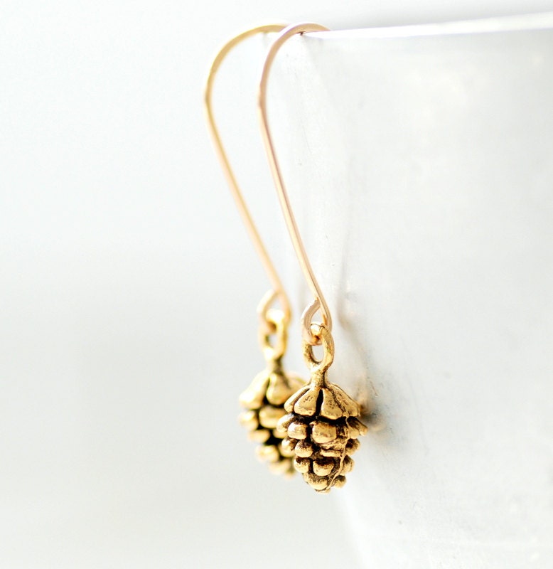 Gold Pine Cone Earrings, Gold Earrings, Winter Jewelry, Winter Wedding, Pewter Pine Cones, Woodland, Nature Jewelry, Dangle Earrings
