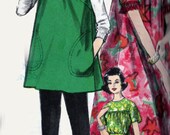 1960s Vintage Sewing Pattern Vogue 5636 MOD Muu Muu Dress Size 14-16