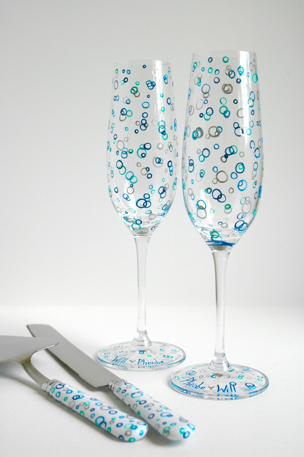 Ocean Bubbles Cake Cutters and Personalized Champagne Flutes - 4 Piece Hand Painted Wedding Collection - Wedding by the Sea