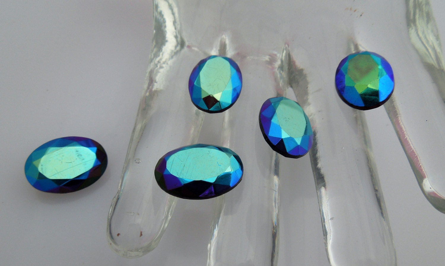 18x13mm  Vintage Western German Scarabe  Faceted Oval Stone