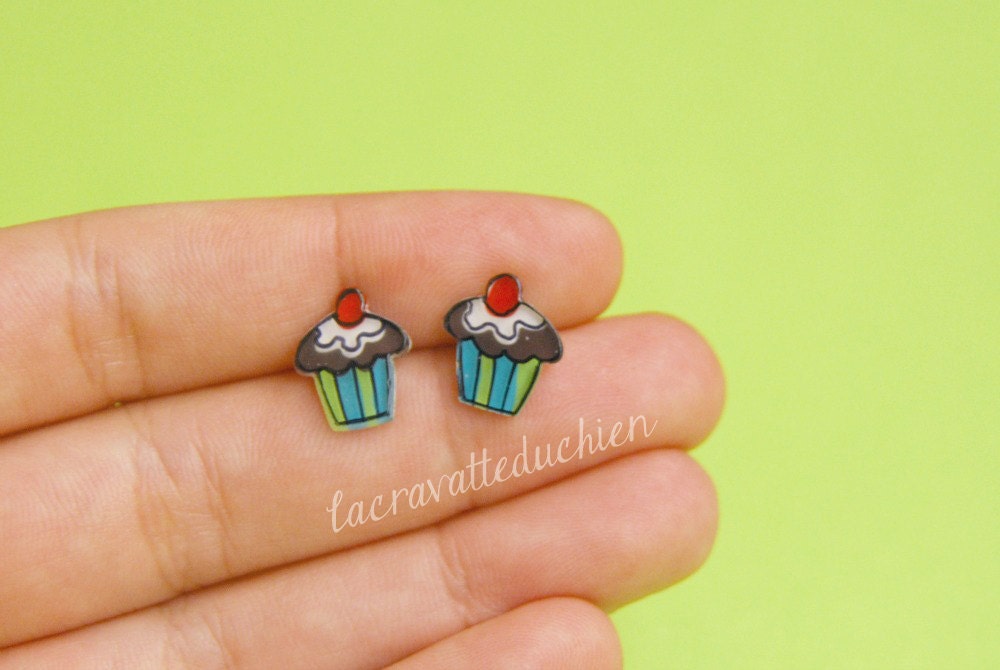Cupcake Earring, Jewelry Cupcake Studs, Food jewelry