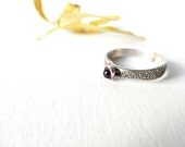 Gemstone ring Rhodolite Garnet Cabochon  Sterling silver  texture ring 3mm Round stone in bezel setting