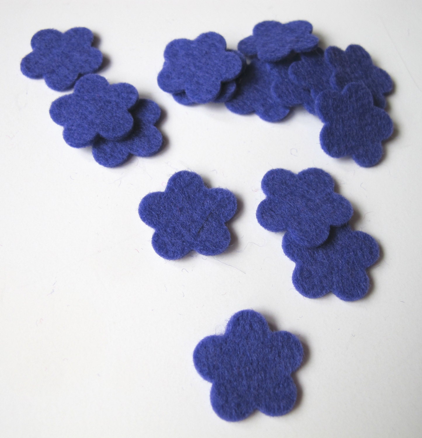 Flower Die Cuts  100%  Wool Felt Tiny Blossoms Set of 15  Appliques Sewing Crafting Scrapbooking Confetti Party Supply Wedding Shower DIY