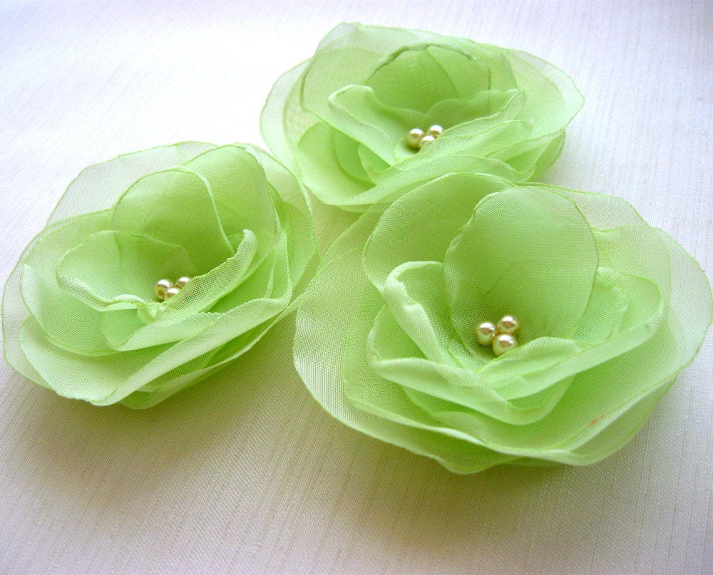 Lime Green Rose Blossoms 3 Flowers Apple Green