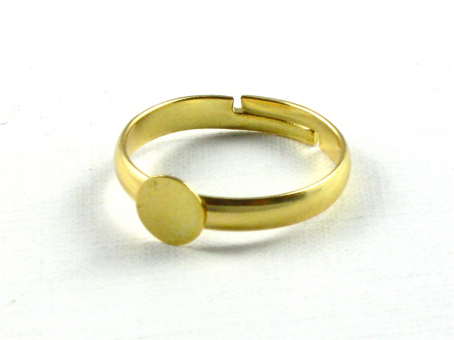 SALE 20 gold RING blanks with 6mm pad. Adjustable for ring size 7 and larger. Lead free, nickel free and cadmium free