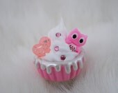 Pink Owl with Heart Cupcake Ring