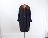 1950s Black Wool Coat with Fur Collar - M