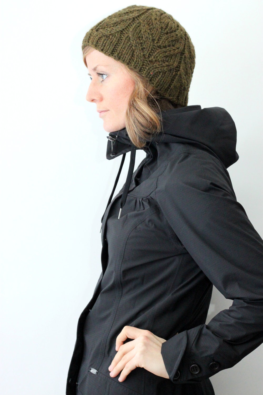BETSY // hat chunky leaf lace toque knitting pattern PDF