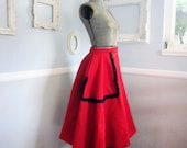 Authentic 50s Poodle Skirt  // Felt Circle Skirt // Size Medium
