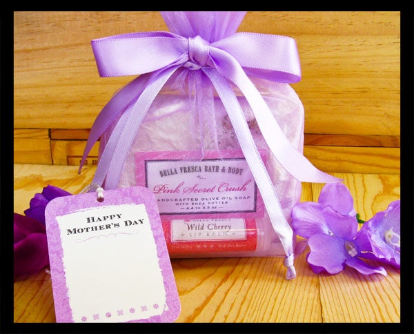 Birthday or Graduation Gift Set -- Customized Gift Set For Her -- Soap and Lip Balm -- Bath and Beauty