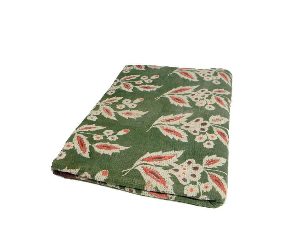 Vintage Kantha Quilt - Recycled Sari Blanket