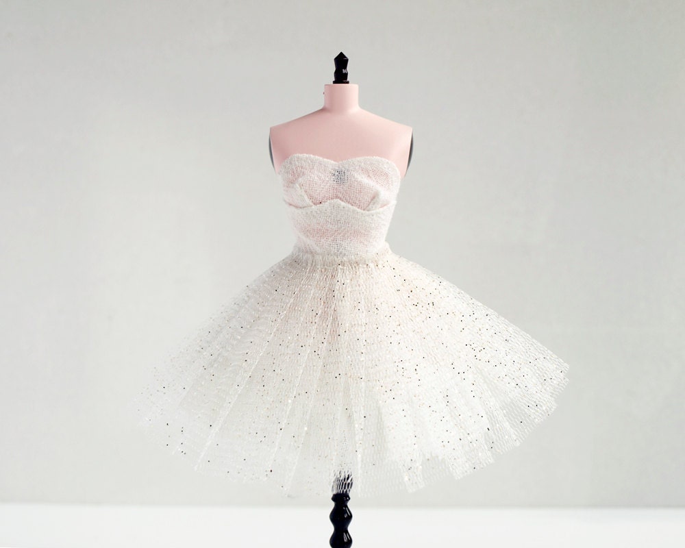 Angel - White corset dress n Hair accessory. for Blythe or Licca. Handmade doll outfit by KarolinFelix