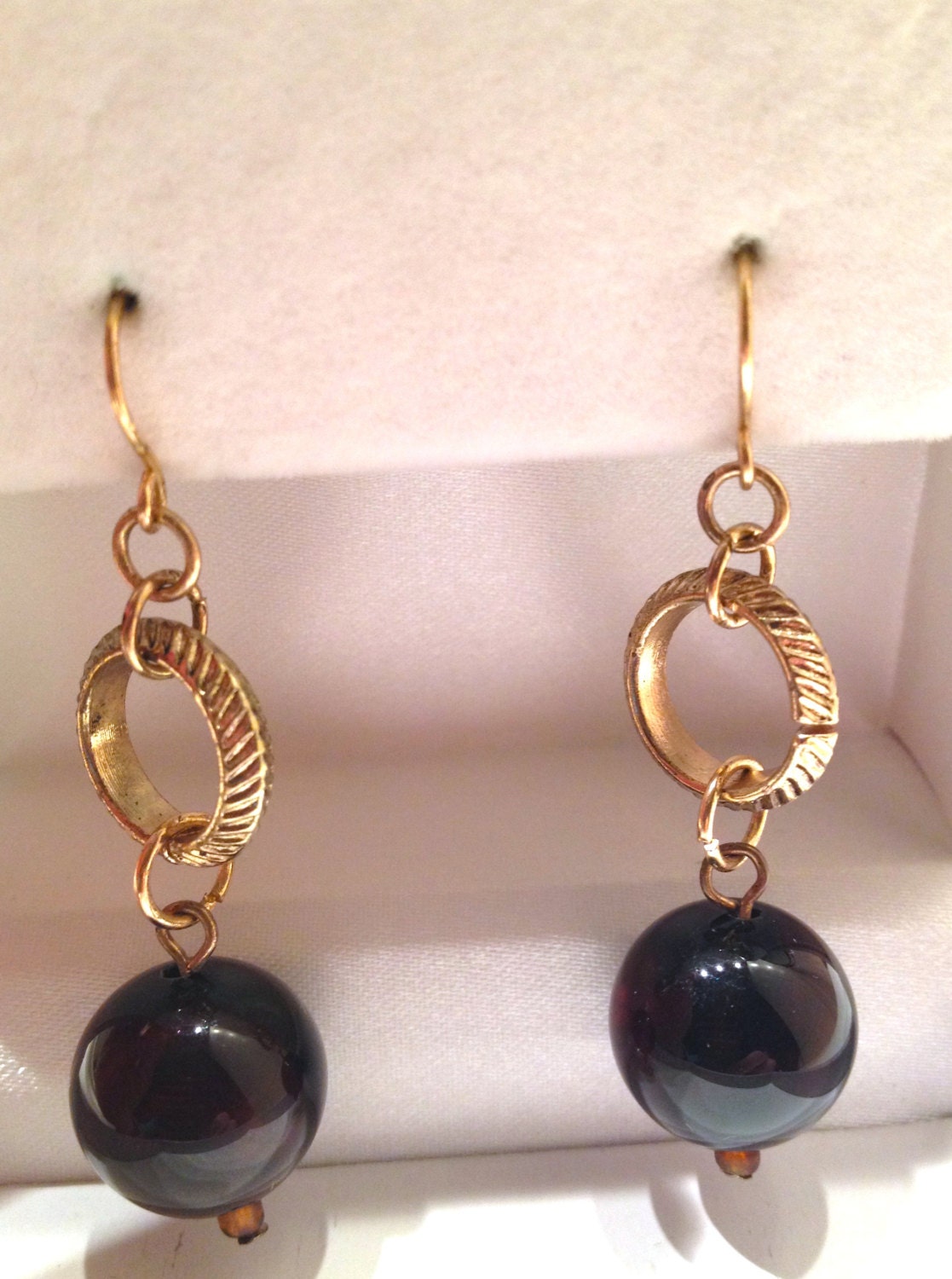 SALE... Amber Agate Gold tone Circle Dangling Earrings