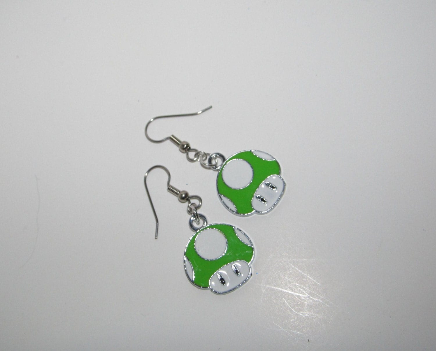 GREEN 1 UP Super Mario Bros. Power Up Mushroom Earrings - Cute small Kawaii