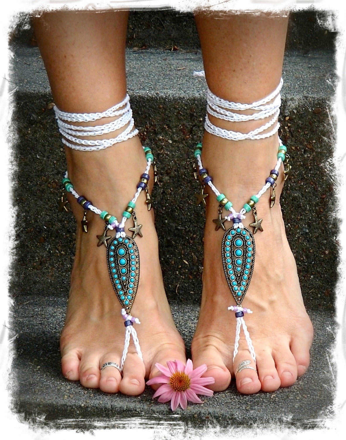 Indie BAREFOOT Sandals STARFISH Brass Toe Anklets Seascape crochet Gypsy Sandals sole less shoes Wanderlust jewelry WHITE Barefoot Wedding