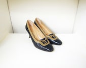 COLE HAAN . Navy Leather Heels . 1960s