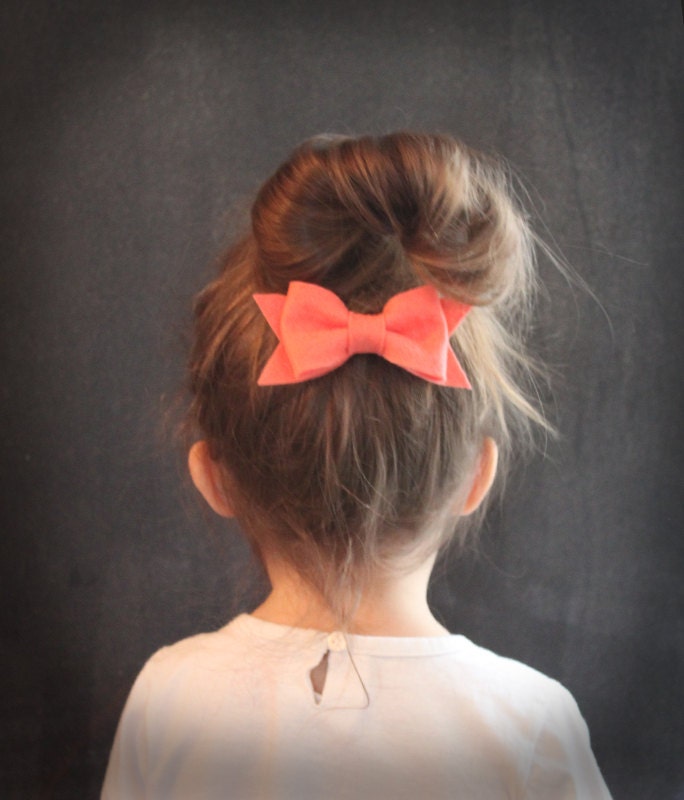 Spring bow hair clip set . set of three hair bows . coral, apple and sky blue . little girl hair bow clips . spring fashion .