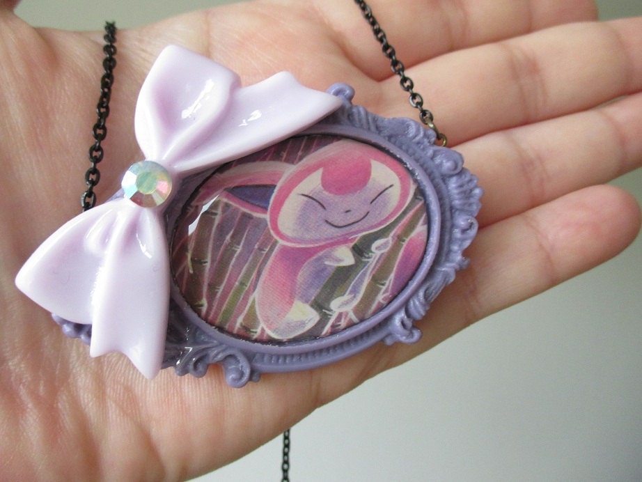 Pokémon - SKITTY - Pokémon Trading Card Necklace - Gamer Gear