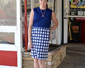 60s dress in navy blue and white checked print ribbed sleeveless kneelength medium large spring mad men mod