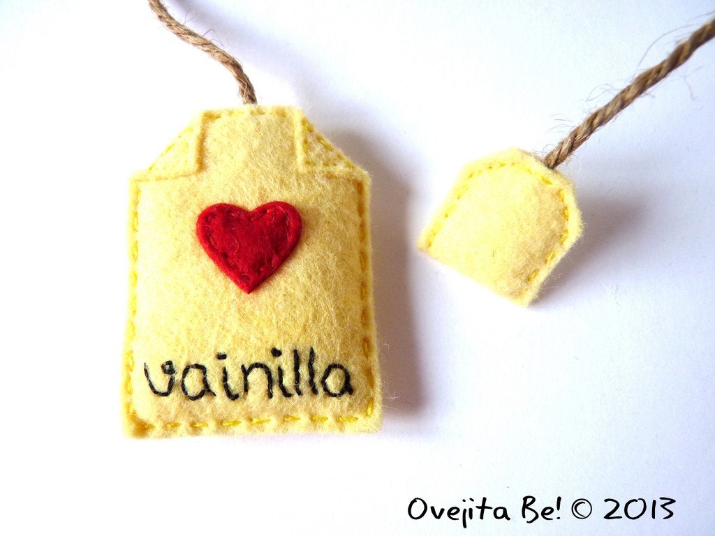 Felt tea bag bookmark - Vanilla in Spanish