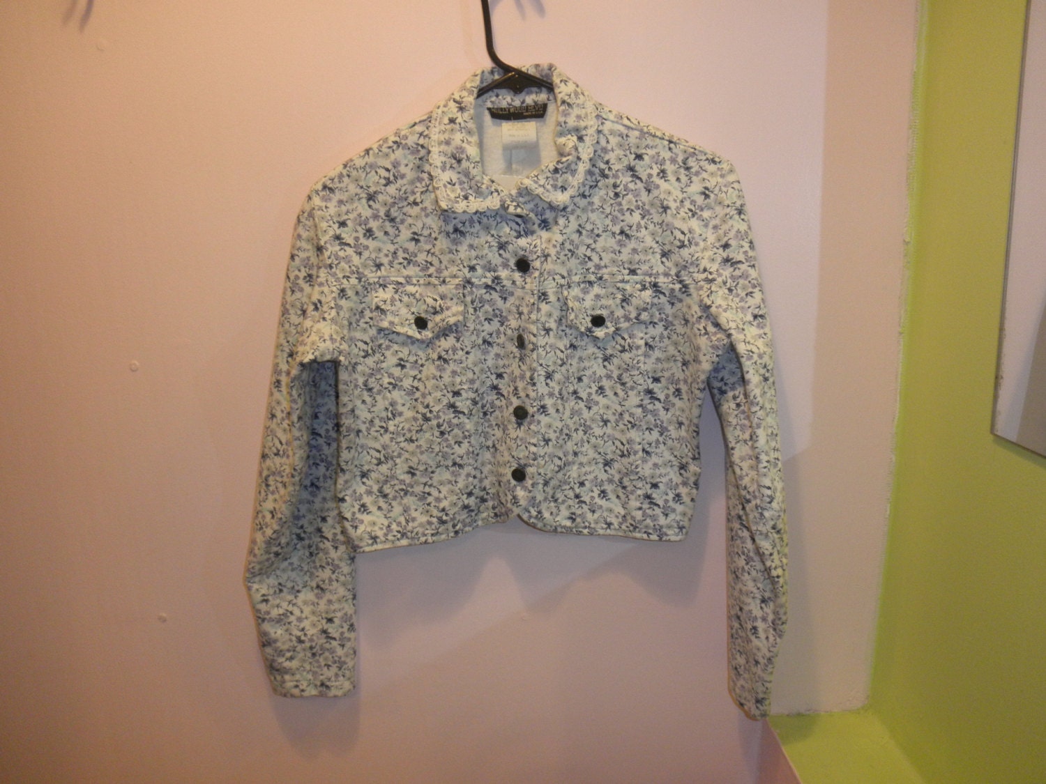 90s Hot Floral Cropped Denim Jacket with Lace Trim Collar