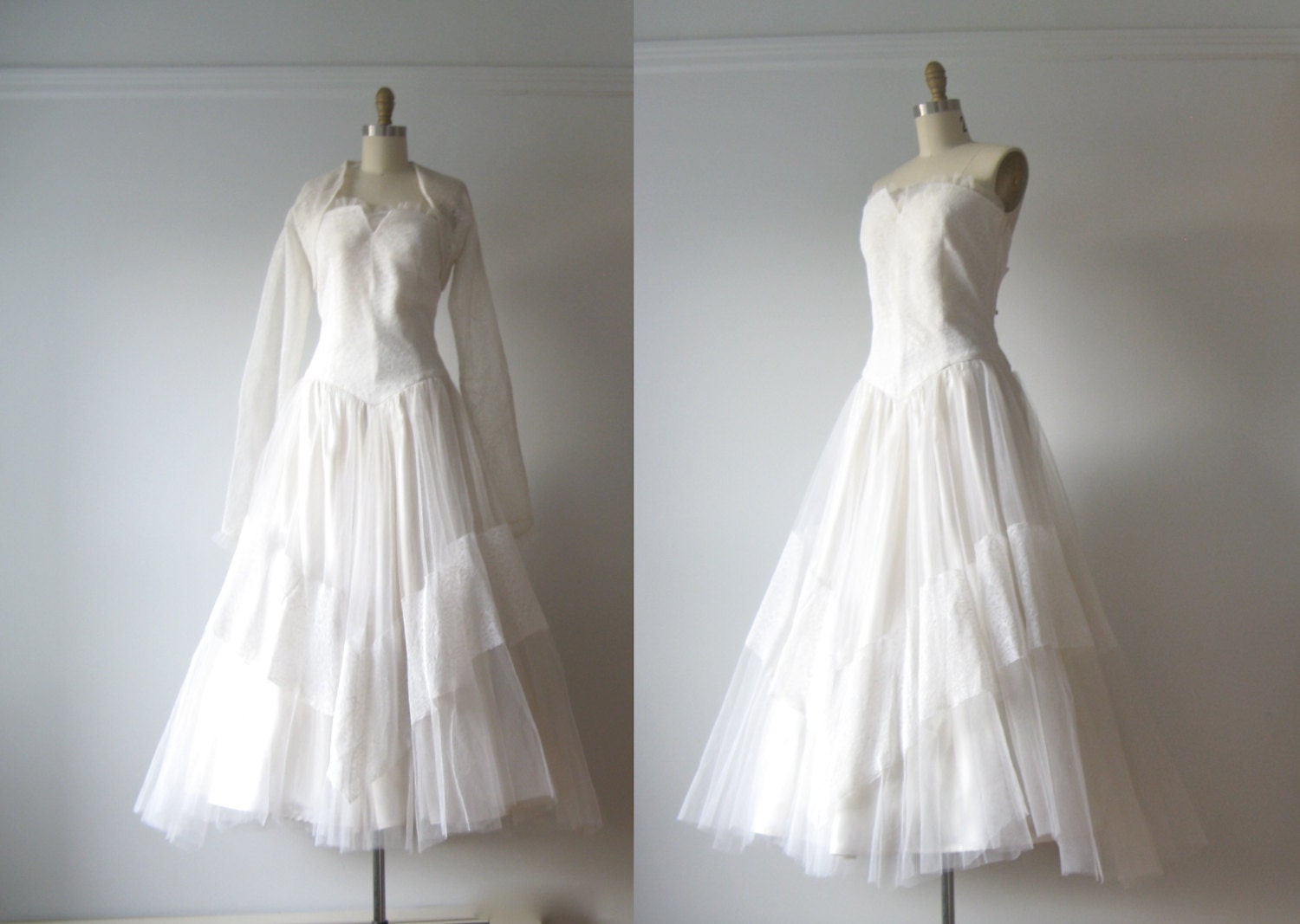vintage 1950s wedding dress / white tulle lace sleeve